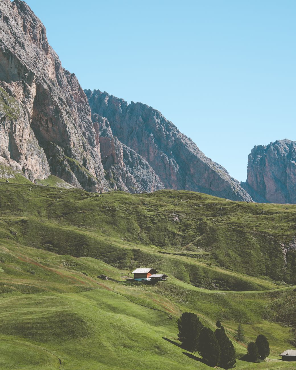 Architectural alpine shelter